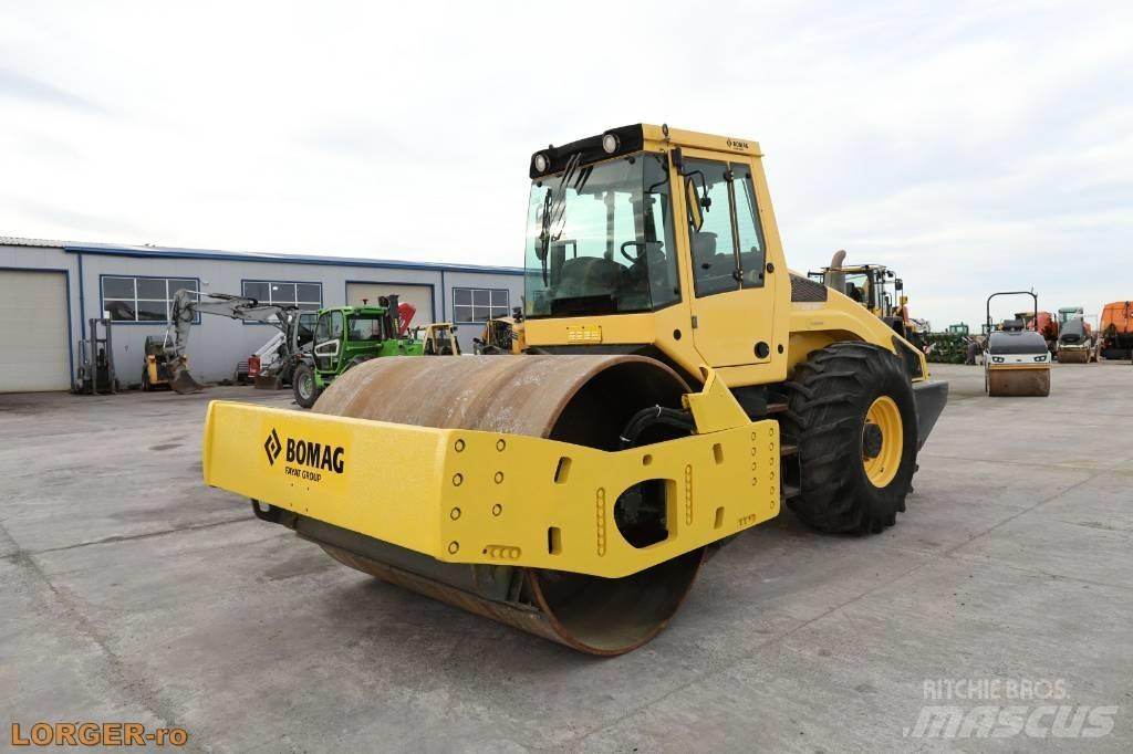 Bomag BW 216 D H-4 Trilrolwalsen