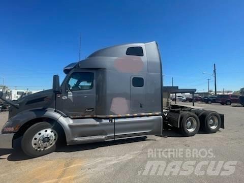 Peterbilt 579 Trekkers