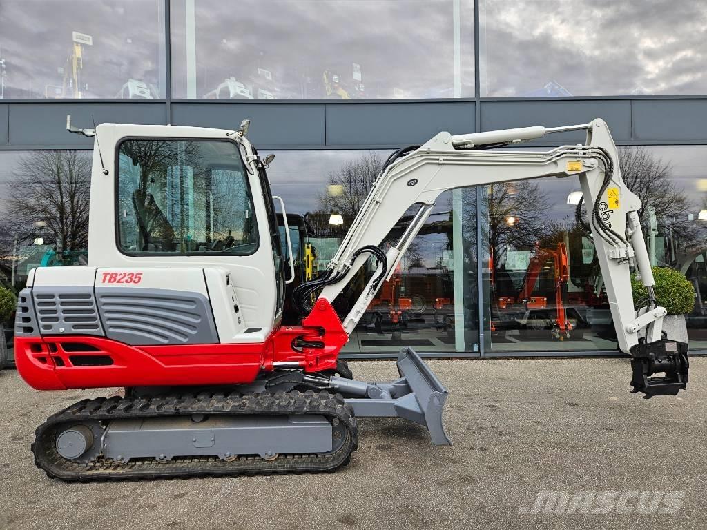 Takeuchi TB 235 Minigraafmachines < 7t