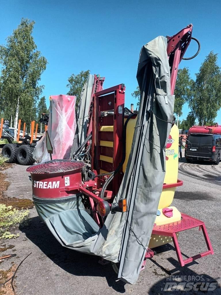 Hardi Master Twin Getrokken spuitmachines