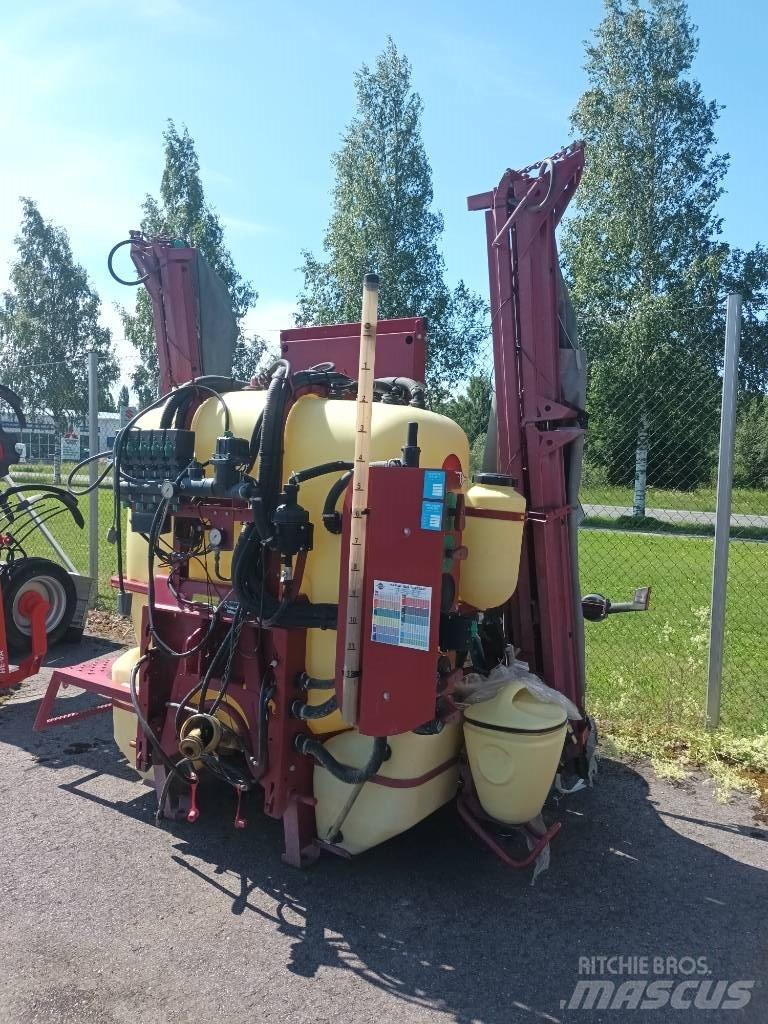 Hardi Master Twin Getrokken spuitmachines