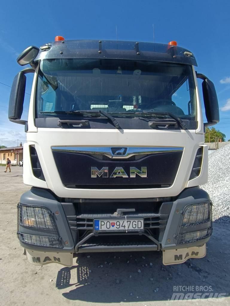 MAN TGS 35.400 Betonmixers en pompen