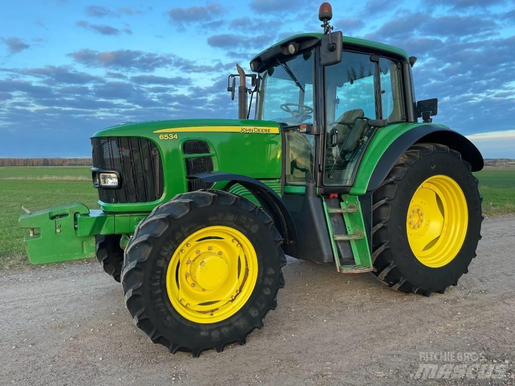 John Deere 6534 Tractoren