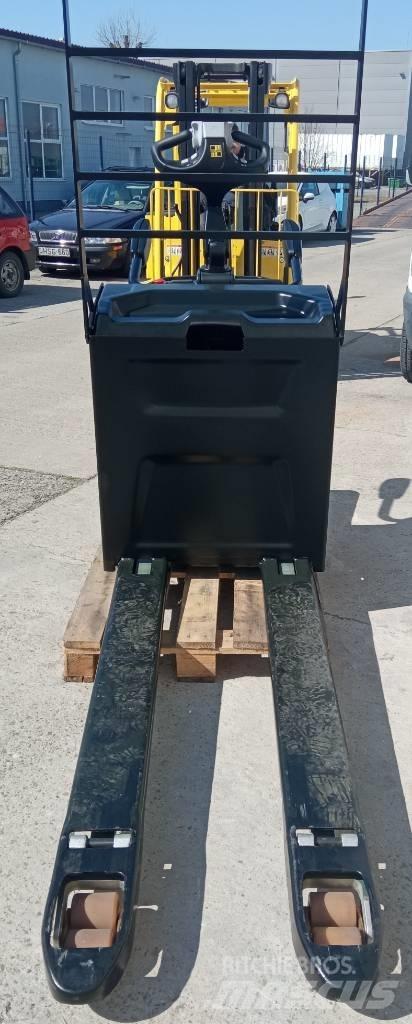 Hyster P 2.5 S Meerij pallettruck met platform