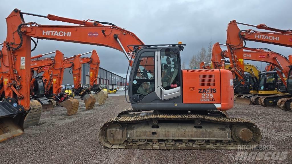 Hitachi ZX225USRLC-3 Rupsgraafmachines