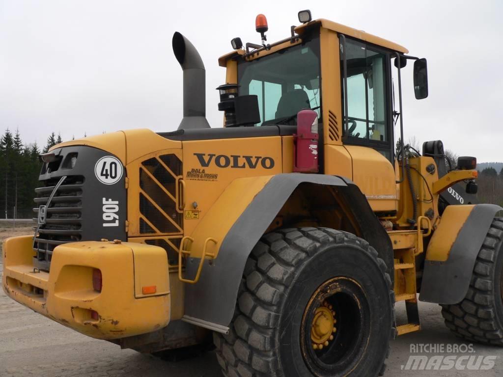 Volvo L 90 F Wielladers