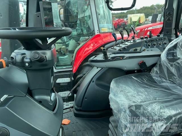 Valtra T215A Tractoren