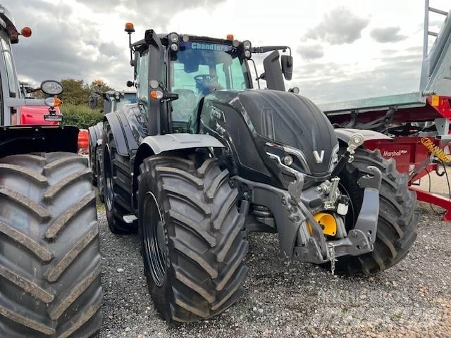 Valtra T215A Tractoren