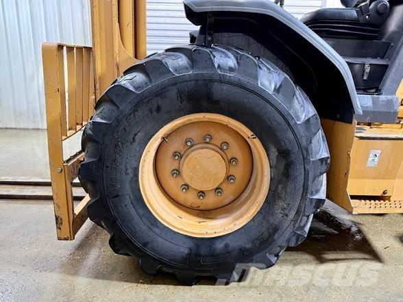 CASE 586H Vorkheftruck voor zwaar terrein