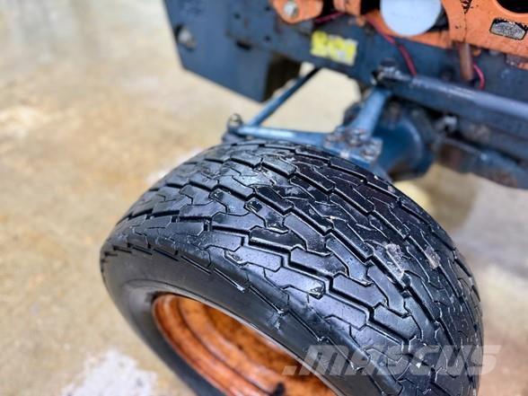 Kubota B7100 Tractoren