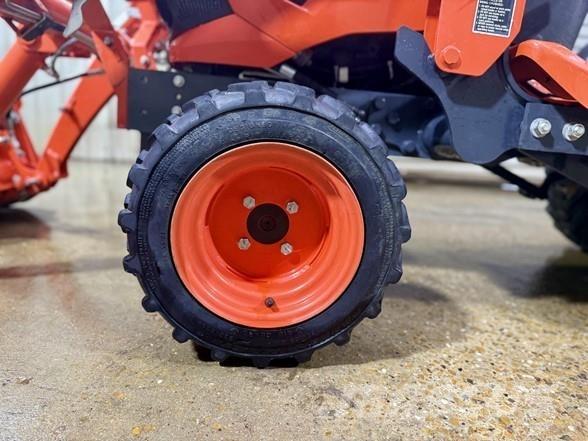 Kubota BX23S Graaf-laadcombinaties