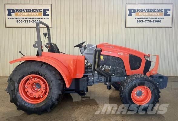 Kubota M6L-111 Tractoren