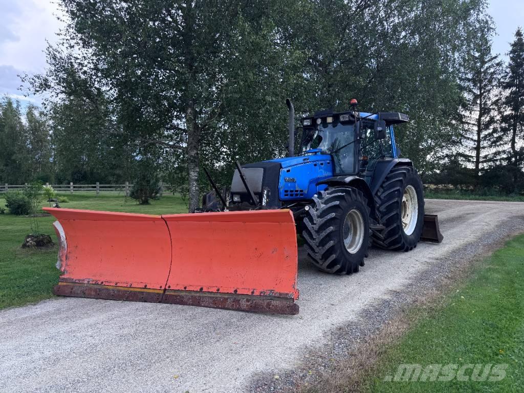 Valtra 8400-4 Tractoren