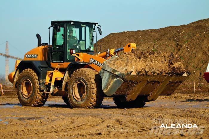 CASE 921 F Wielladers