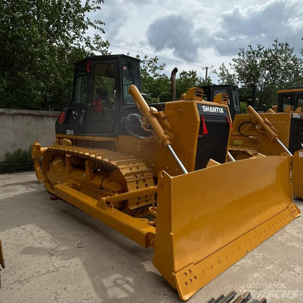 Shantui SD 16 Rupsdozers