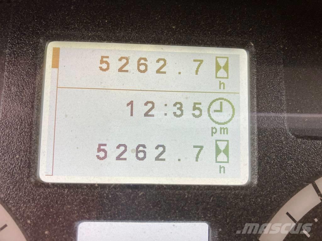 John Deere 6155 M Tractoren