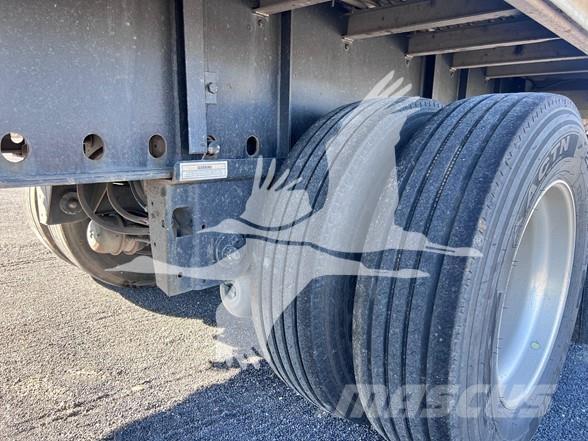 Utility 4000AE Vlakke laadvloeren