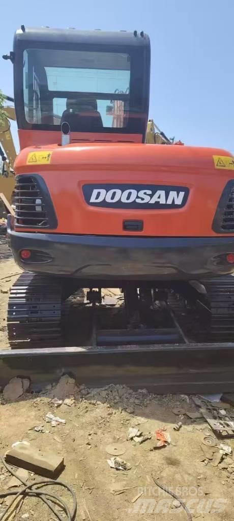 Doosan DX60 Minigraafmachines < 7t