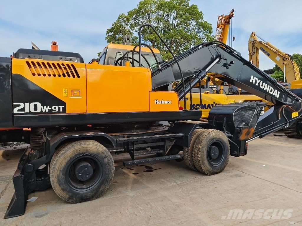 Hyundai r210w-9 Wielgraafmachines