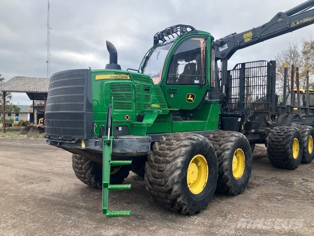 John Deere 1910G Forwarders