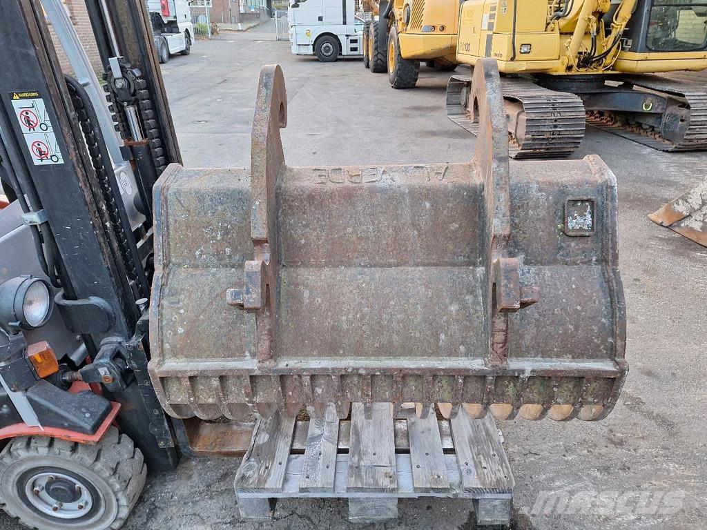 Komatsu PC130-6K Rupsgraafmachines