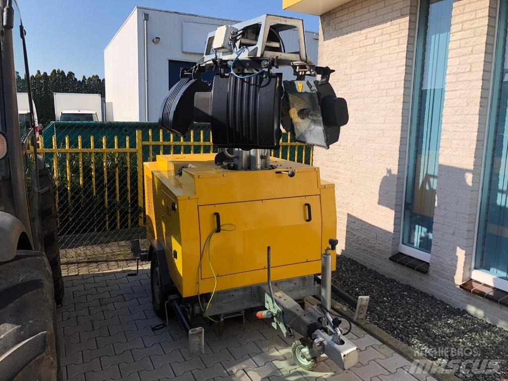 Atlas Copco QLTH40 Mobiele lichtmasten