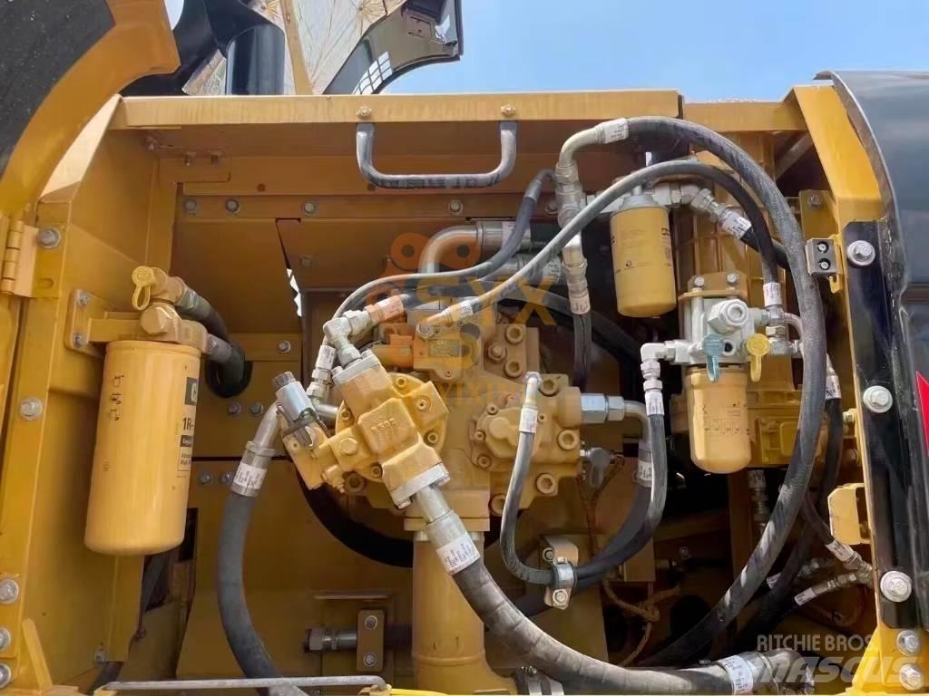 CAT 336 D Rupsgraafmachines