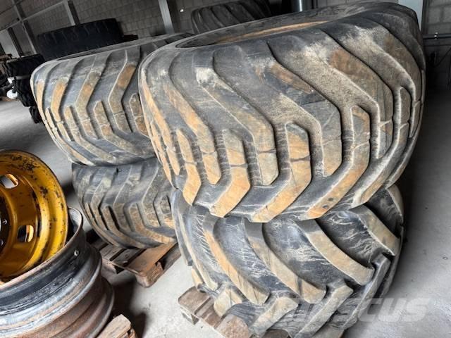 Nokian 600/50/22.5 Banden, wielen en velgen