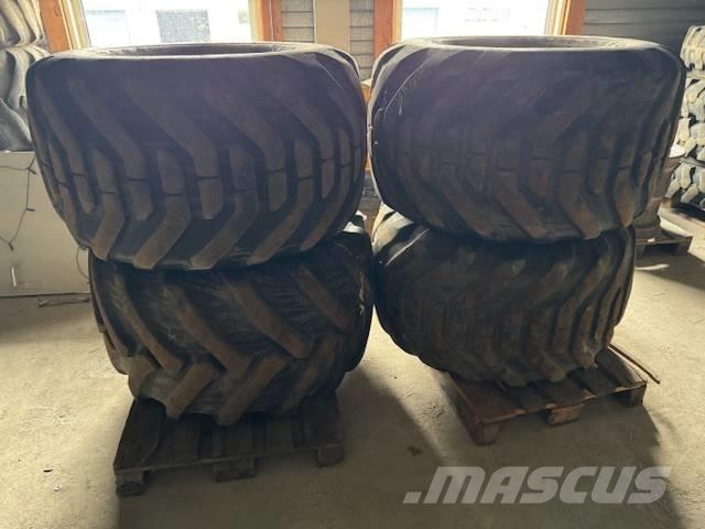 Nokian 600/50/22.5 Banden, wielen en velgen