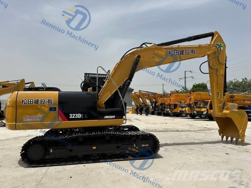CAT 323D2L Rupsgraafmachines