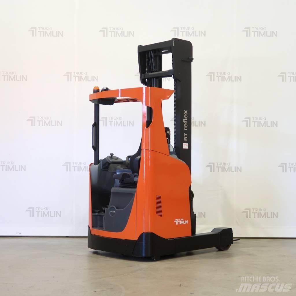 Toyota RRE160H Reachtruck voor hoog niveau