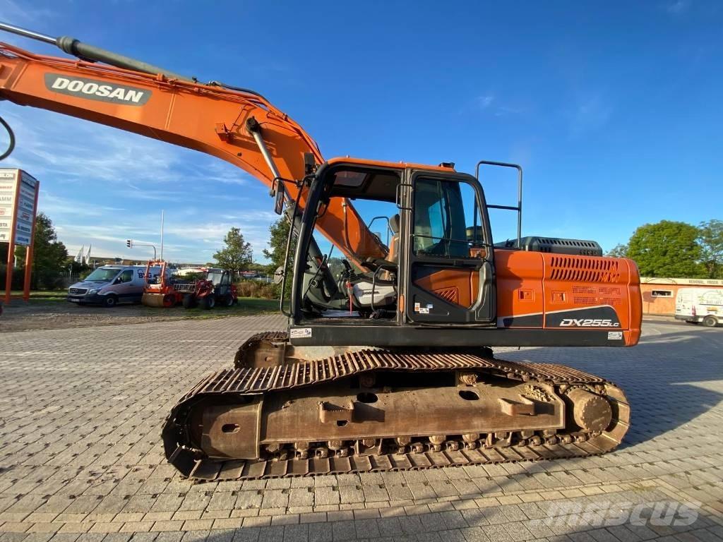 Doosan DX 255 LC-5 Rupsgraafmachines