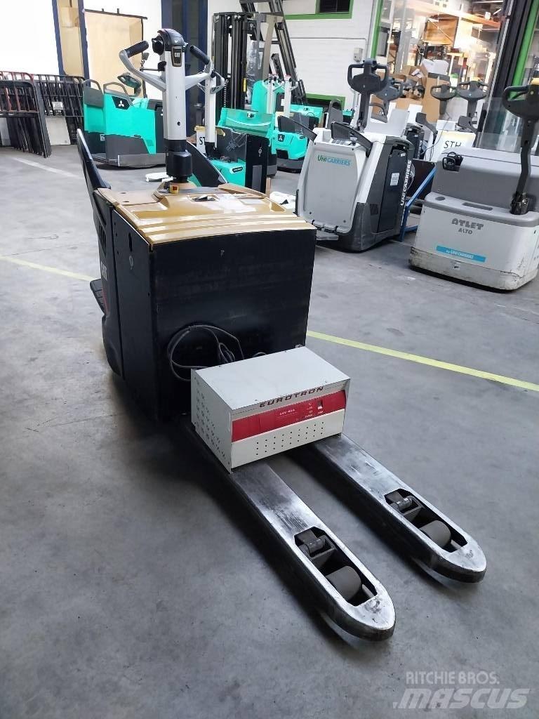 CAT NPV 20 N2 Meerij pallettruck met platform