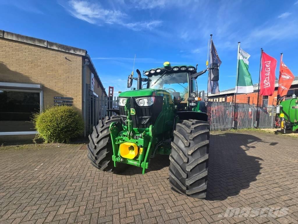 John Deere 6155 R Tractoren