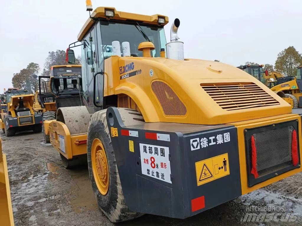 XCMG XC263J Trilrolwalsen