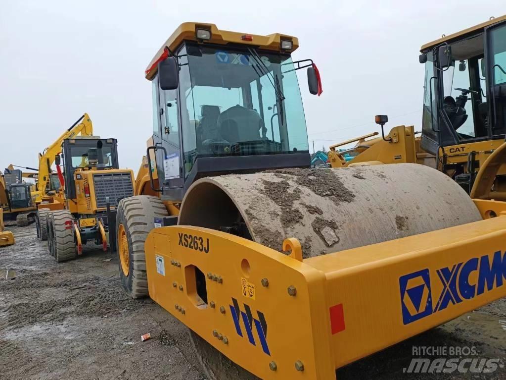 XCMG XC263J Trilrolwalsen