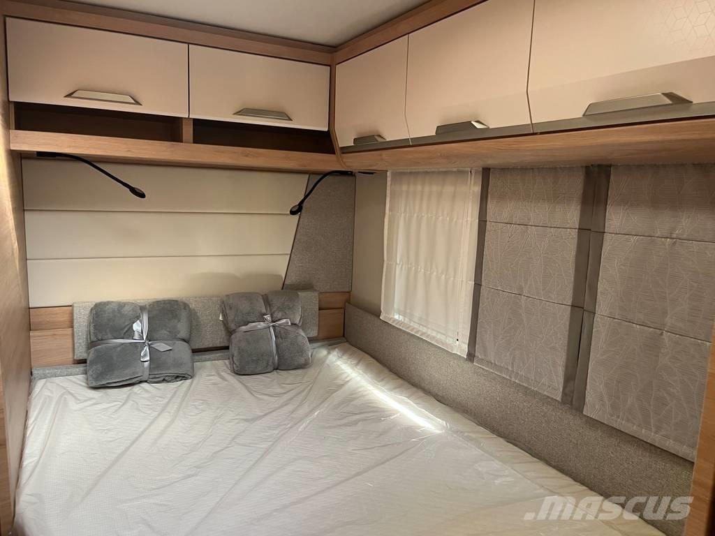 Knaus Südwind Caravans en campers