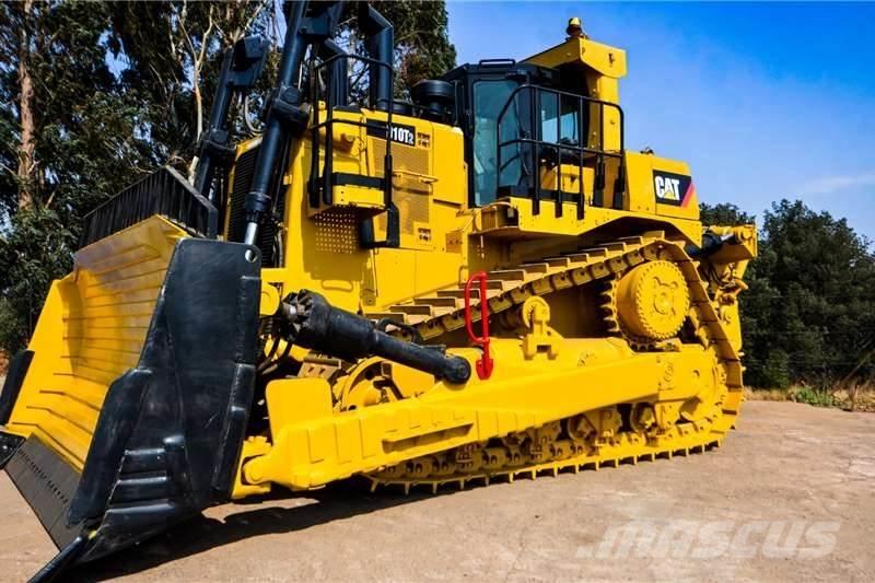 CAT D10T Rupsdozers