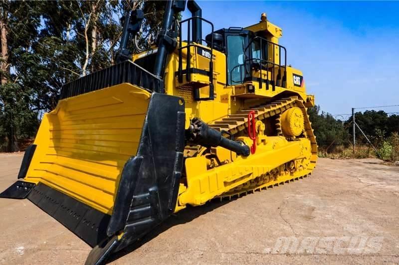 CAT D10T Rupsdozers