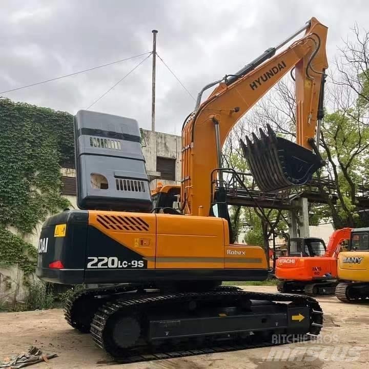 Hyundai R220LC-9S Rupsgraafmachines