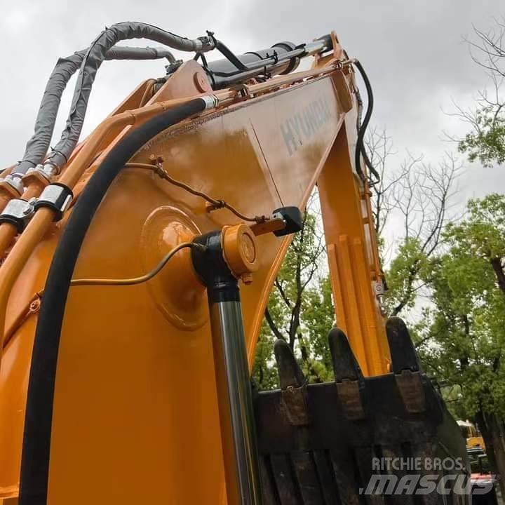 Hyundai R220LC-9S Rupsgraafmachines