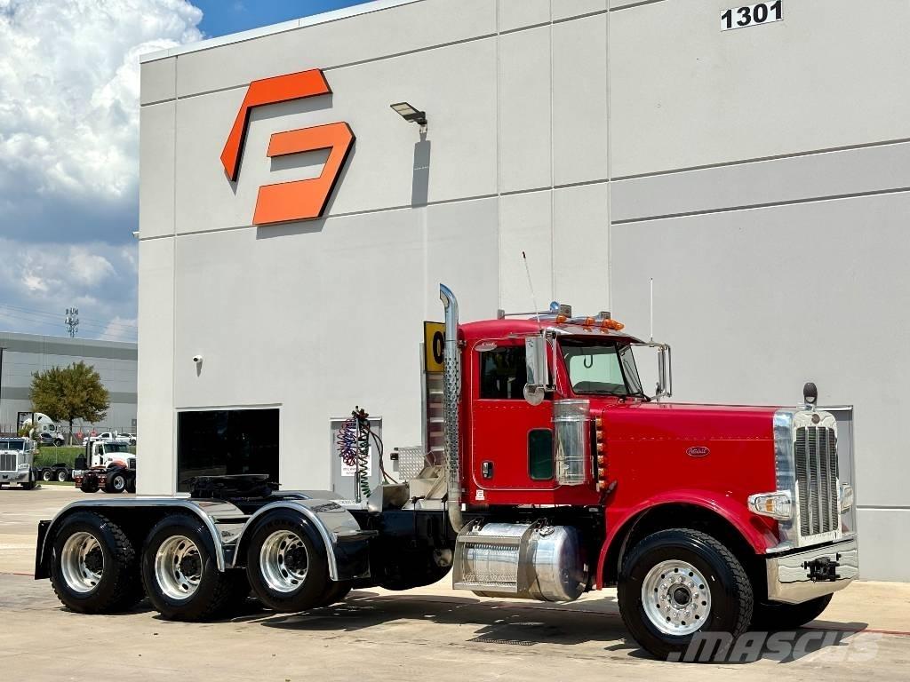 Peterbilt 388 Trekkers