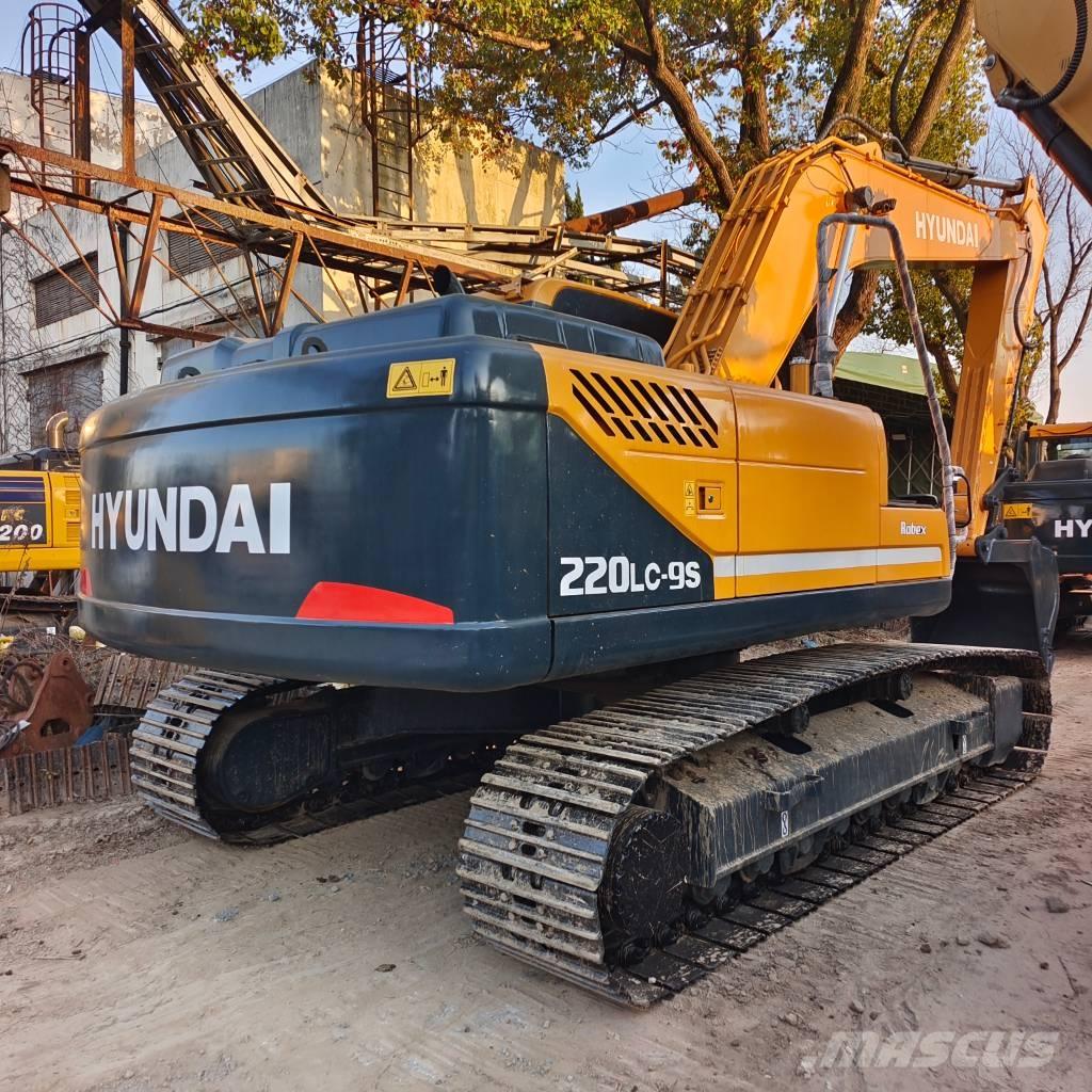 Hyundai 220LC-9S Rupsgraafmachines