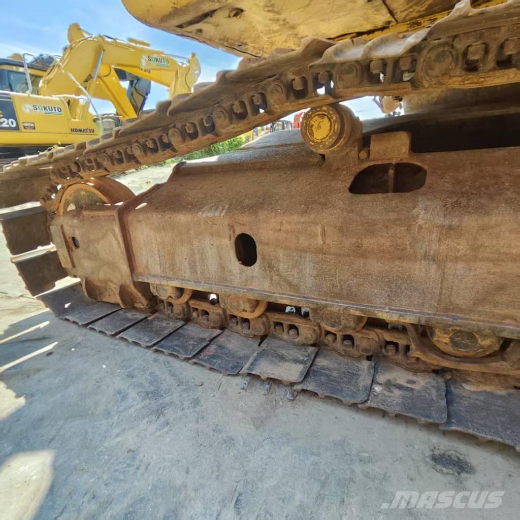 Komatsu PC 240 LC-7 Rupsgraafmachines