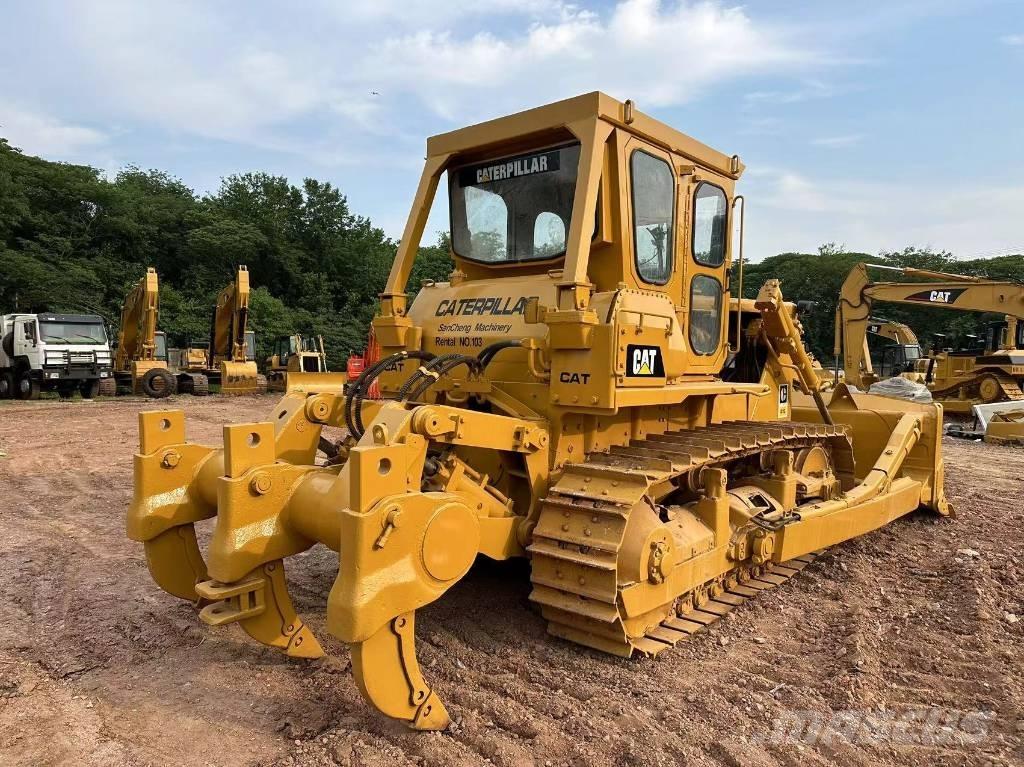 CAT D7G Rupsdozers