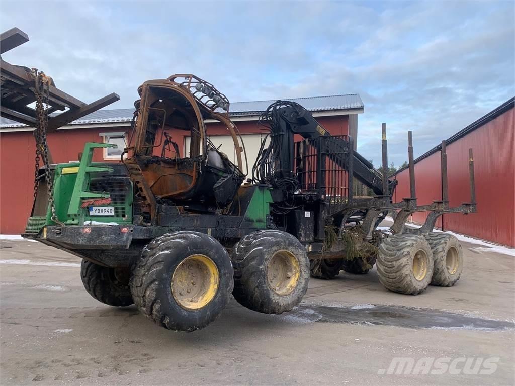 John Deere 1010E Forwarders