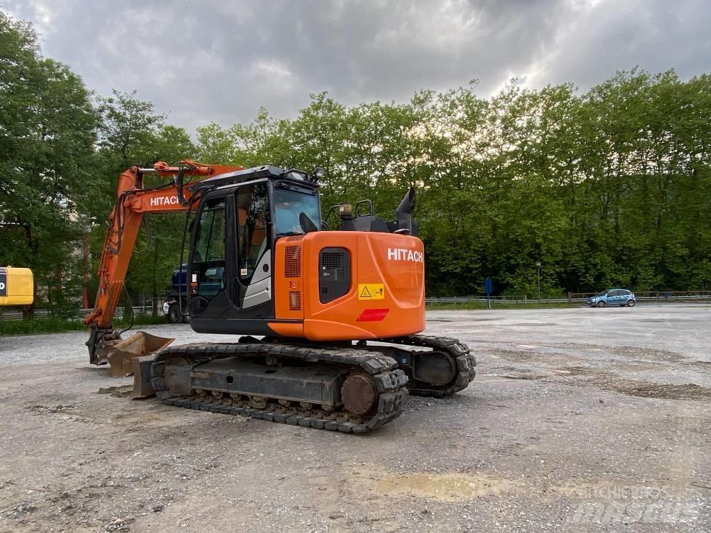 Hitachi ZX 135 US-6 Rupsgraafmachines