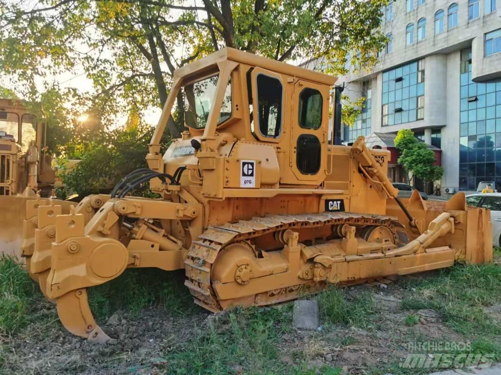 CAT D7G Rupsdozers