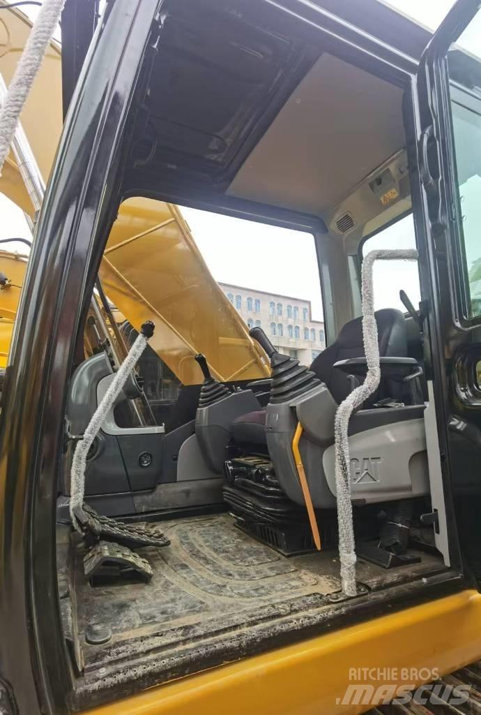 CAT 320 D Rupsgraafmachines