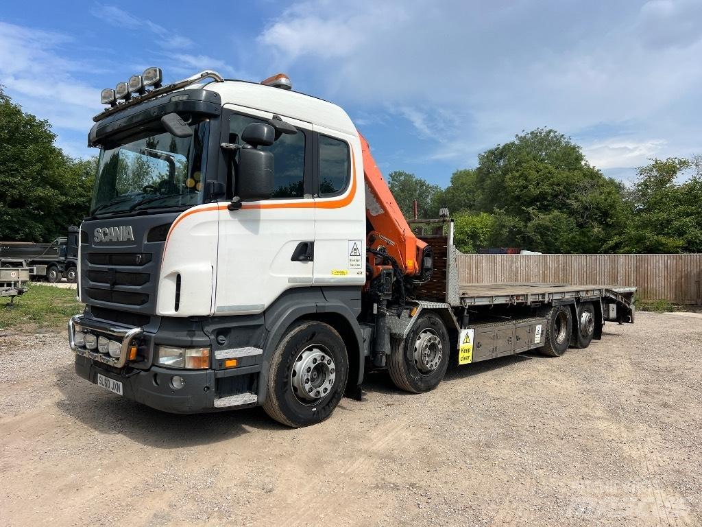Scania R 400 Vlakke laadvloer met kraan